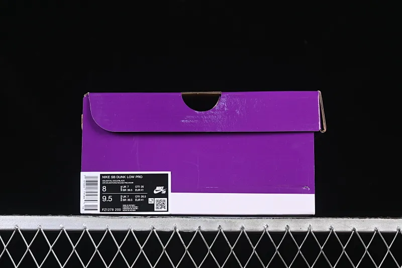 All Categories Nk SB Dunk Series Nk SB Dunk Low Low-top sneakers Nike SB Dunk Low "City of Cinema" Paris Cinema Low-top casual sneakers FZ1278-200